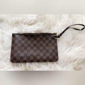 Louis Vuitton Neverfull Pouch Wristlet checkered bag genuine leather